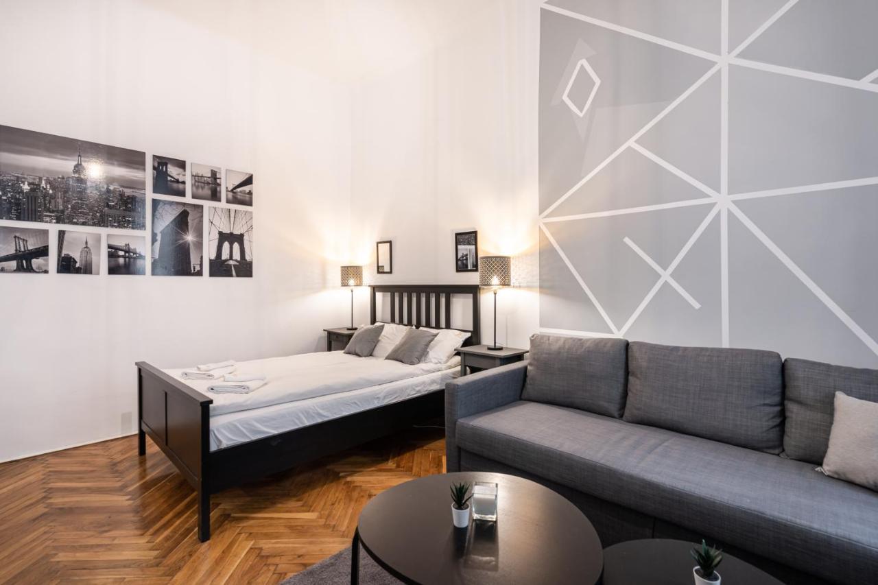 B8 - Grand Boulevard Cozy Apartment - Best Location By Bqa Budapest Exterior photo