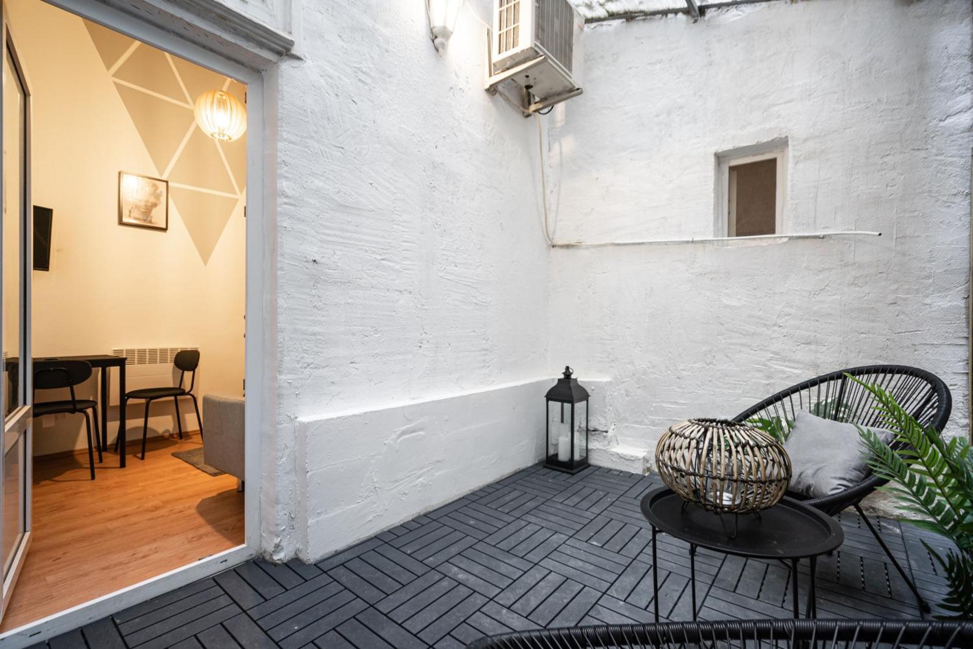 B8 - Grand Boulevard Cozy Apartment - Best Location By Bqa Budapest Exterior photo